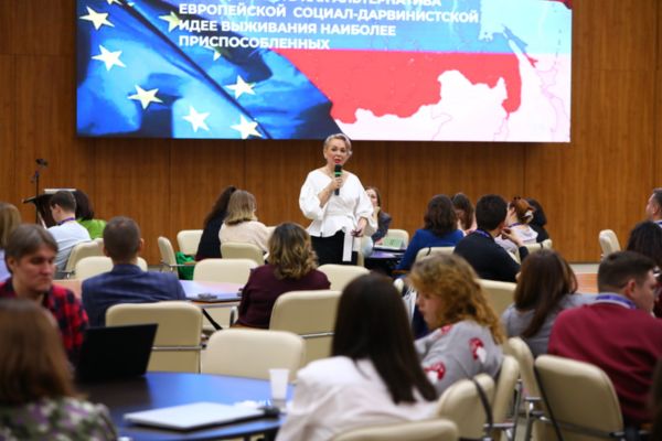 КЛУБЫ СОЗДАТЕЛЕЙ СМЫСЛОВ