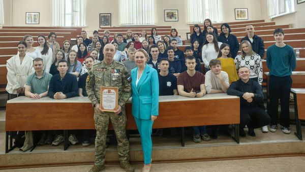 Встреча студентов с ветеранами СВО