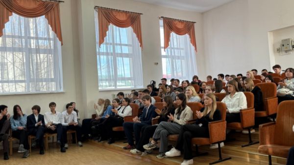 ПРОФОРИЕНТАЦИОННОЕ ЗАНЯТИЕ ДЛЯ УЧАЩИХСЯ СТАРШИХ КЛАССОВ