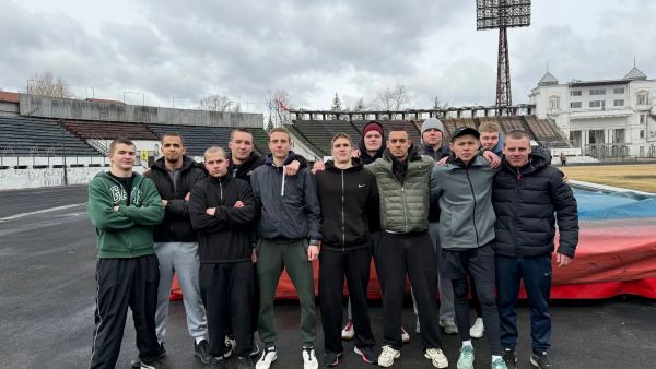 Команда Педагогического института победила в военизированной эстафете