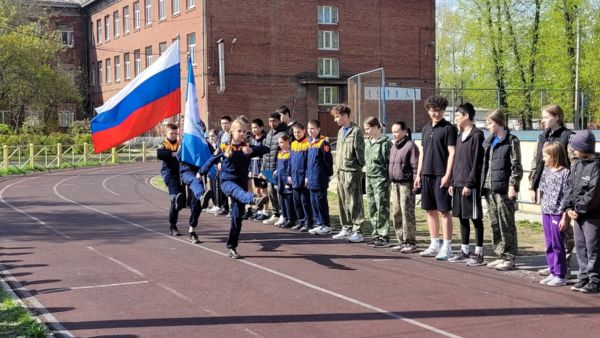 Движение первых!