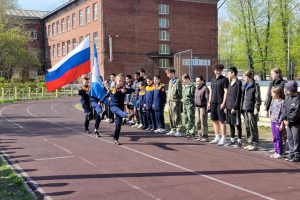 Движение первых!