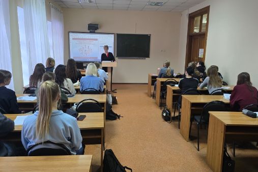 «Ведём детей на прогулку в детском саду»