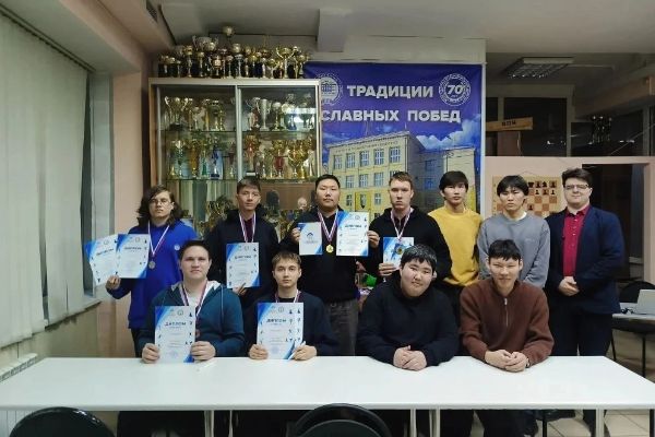 Победили в интеллектуальном виде спорта!